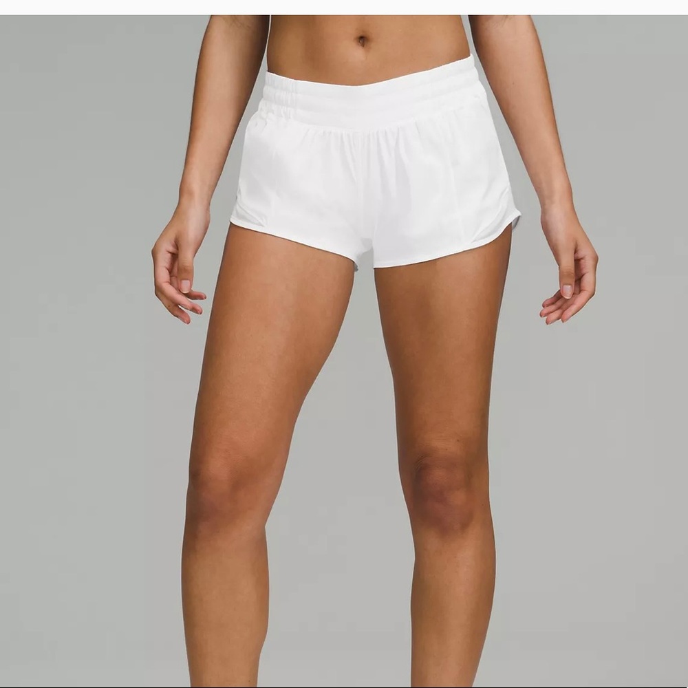 Hotty Hot Lululemon Shorts - Low-Rise Size 8